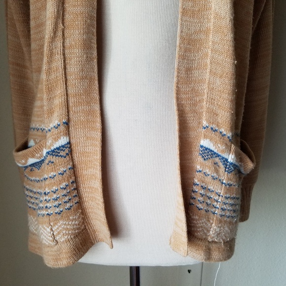 Vintage Kmart Tan Knit Cardigan Sweater & Brooch - Picture 4 of 8